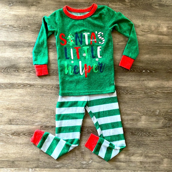 pj essentials Pajamas Pj Essentials Christmas Pajama Set Poshmark